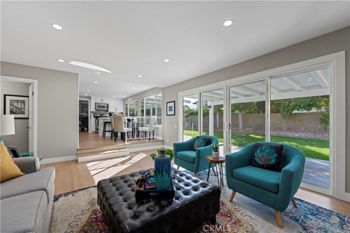 Family room - kitchen
