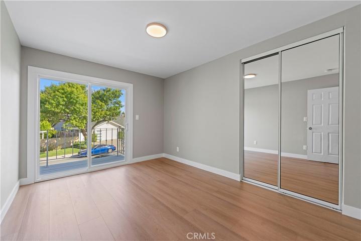 Bedroom 4 with balcony