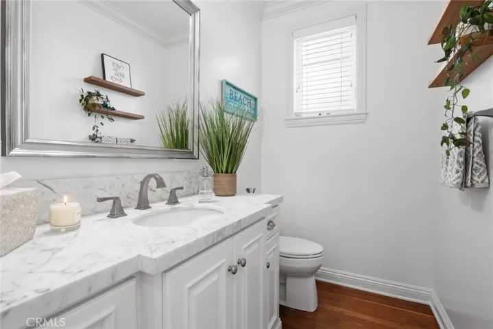 700 Acacia Avenue, Corona del Mar, California 92625