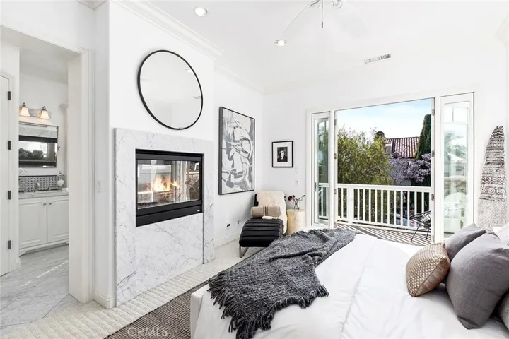 700 Acacia Avenue, Corona del Mar, California 92625