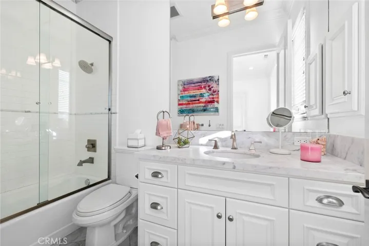 700 Acacia Avenue, Corona del Mar, California 92625