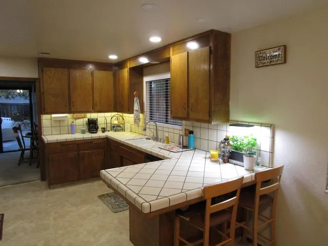 1040 Trinity Drive, Hollister, California 95023