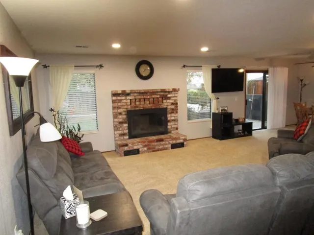 1040 Trinity Drive, Hollister, California 95023