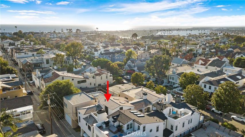 512 Fernleaf Avenue Unit 1, Corona del Mar, California 92625