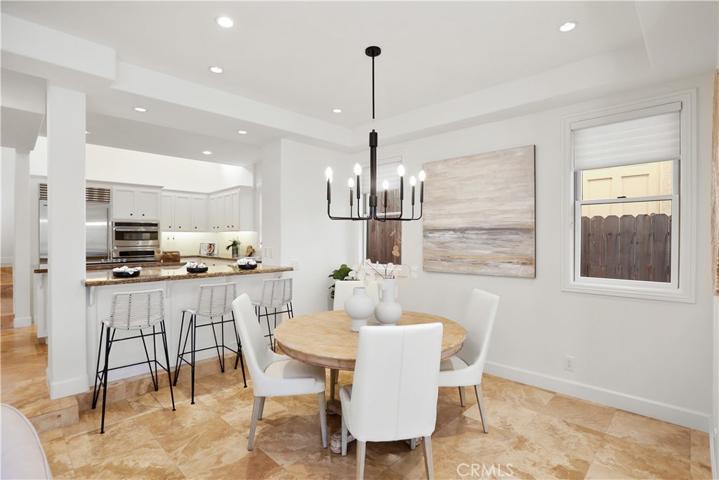 512 Fernleaf Avenue Unit 1, Corona del Mar, California 92625