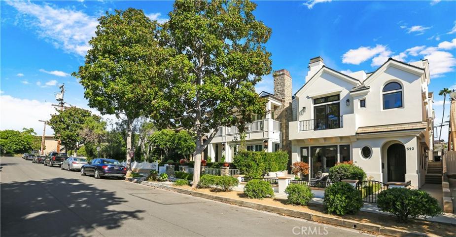 512 Fernleaf Avenue Unit 1, Corona del Mar, California 92625