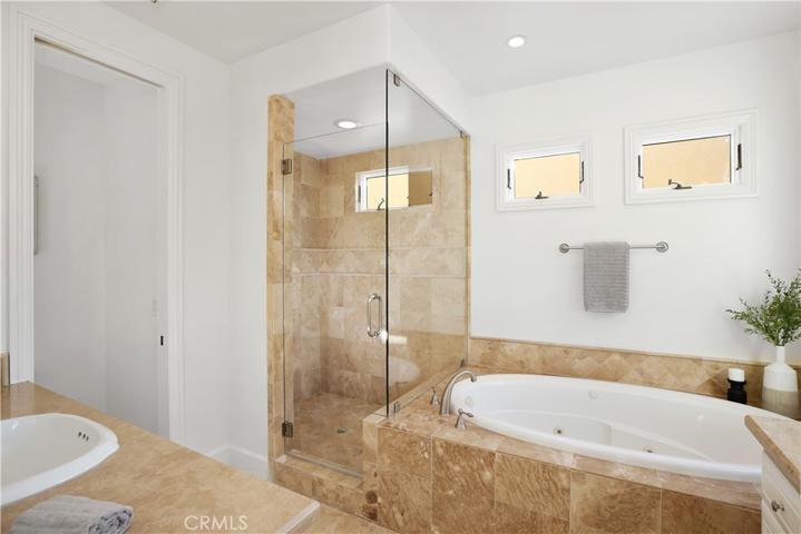 512 Fernleaf Avenue Unit 1, Corona del Mar, California 92625