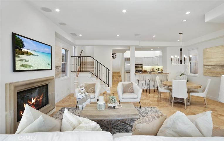 512 Fernleaf Avenue Unit 1, Corona del Mar, California 92625