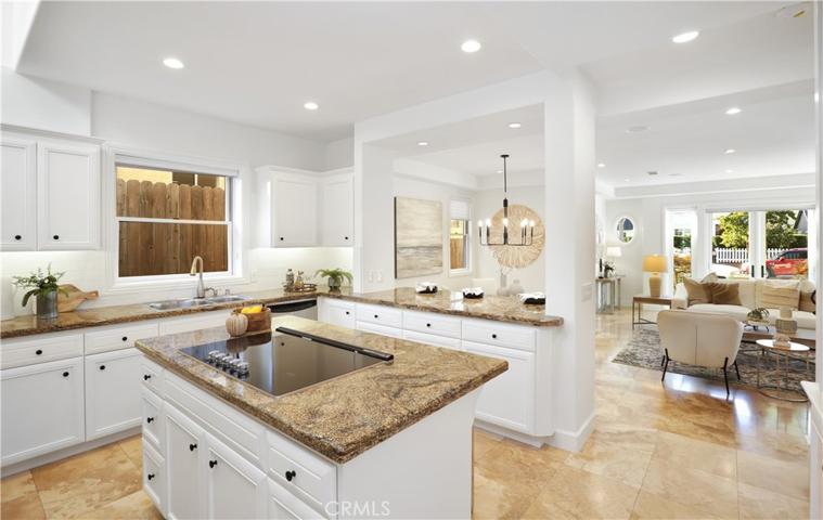 512 Fernleaf Avenue Unit 1, Corona del Mar, California 92625