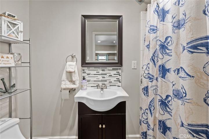 3330 E 10th Street, Long Beach, California 90804