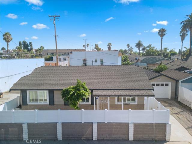3330 E 10th Street, Long Beach, California 90804