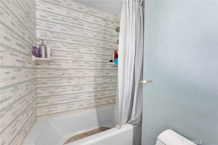 3330 E 10th Street, Long Beach, California 90804