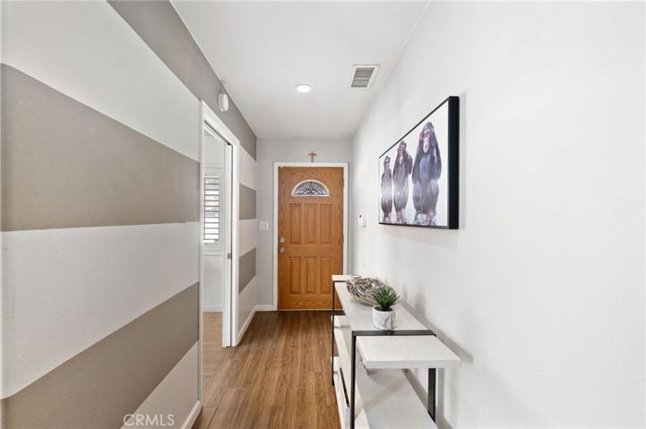 3330 E 10th Street, Long Beach, California 90804
