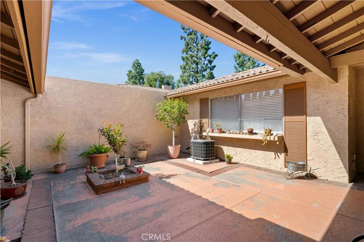 2073 Bay Meadows Drive, Placentia, California 92870