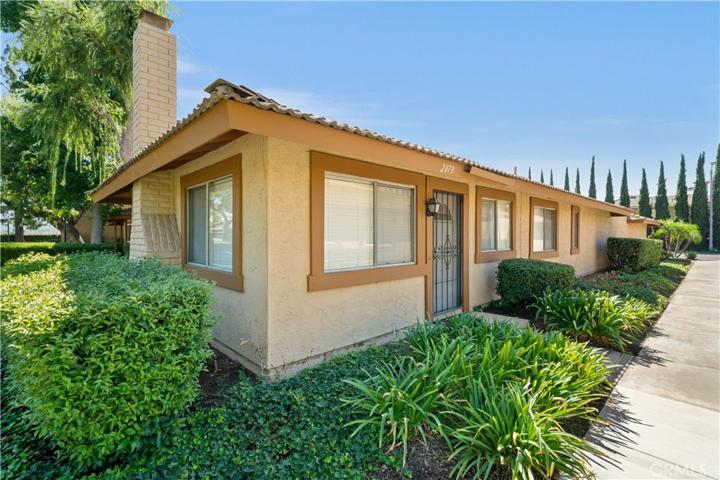 2073 Bay Meadows Drive, Placentia, California 92870