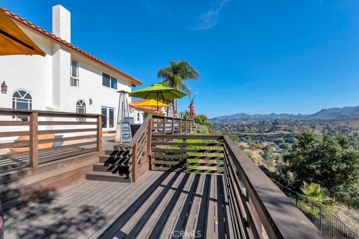 1119 Stoneshead Court, Westlake Village, California 91361