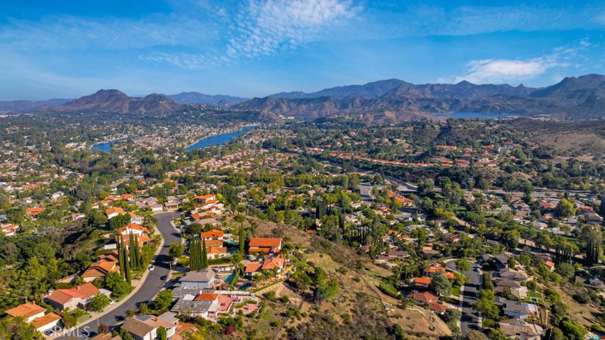 1119 Stoneshead Court, Westlake Village, California 91361