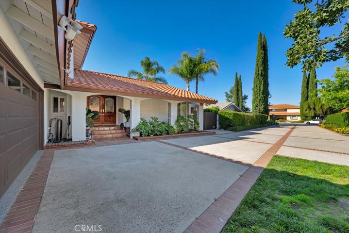 1119 Stoneshead Court, Westlake Village, California 91361