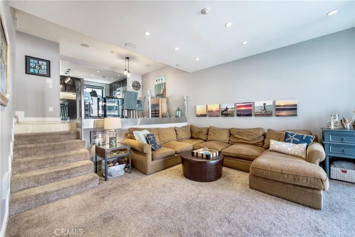 206 Ruby Street, Redondo Beach, California 90277