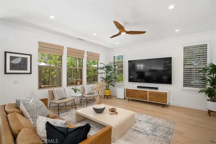 140 Breakwater, Irvine, California 92620
