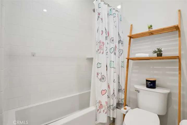 140 Breakwater, Irvine, California 92620