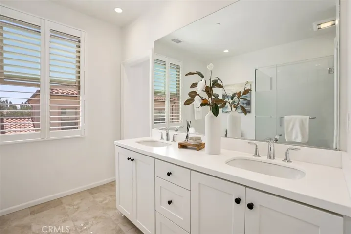 140 Breakwater, Irvine, California 92620