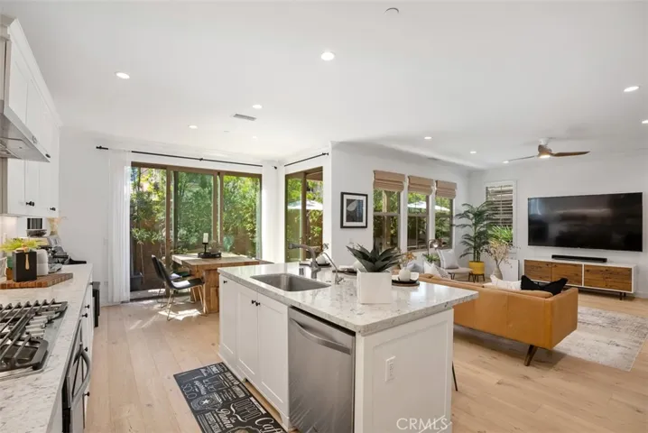 140 Breakwater, Irvine, California 92620