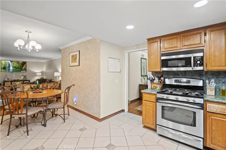 10430 Topanga Canyon Boulevard, Chatsworth, California 91311