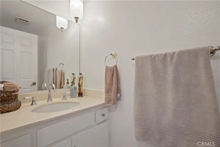 10430 Topanga Canyon Boulevard, Chatsworth, California 91311