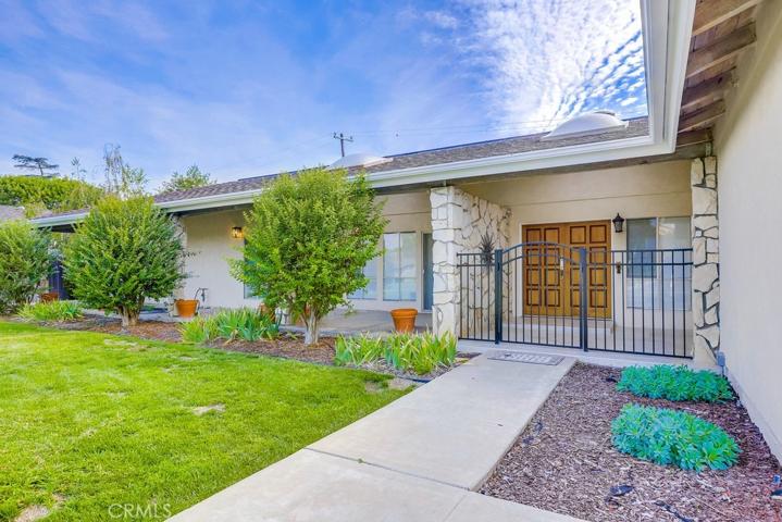 13902 Gimbert Lane, Santa Ana, California 92705