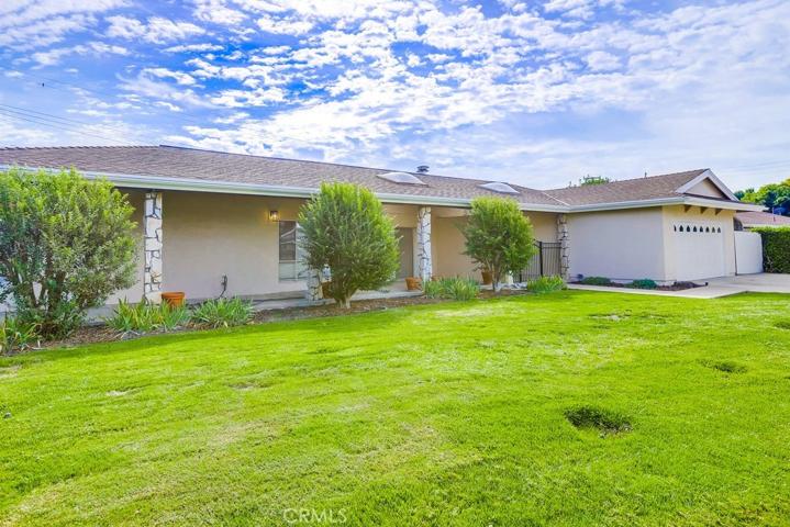 13902 Gimbert Lane, Santa Ana, California 92705