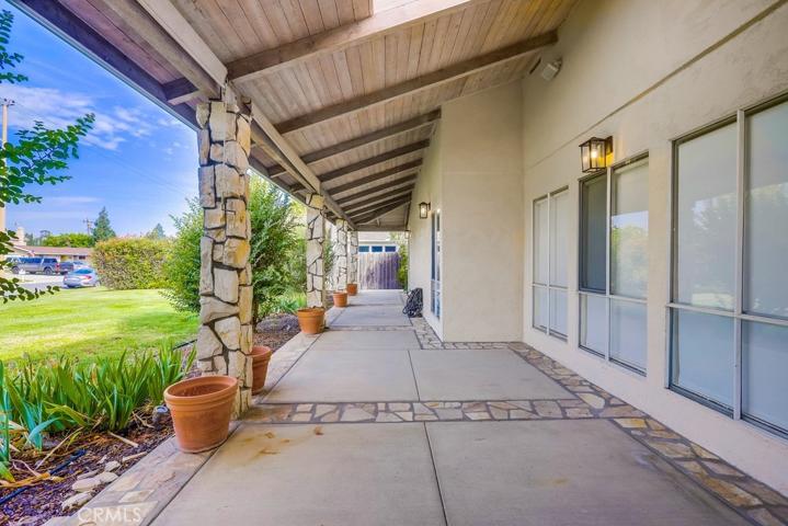 13902 Gimbert Lane, Santa Ana, California 92705
