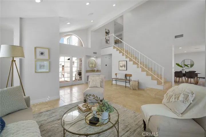 541 Magnolia Avenue, Corona, California 92879
