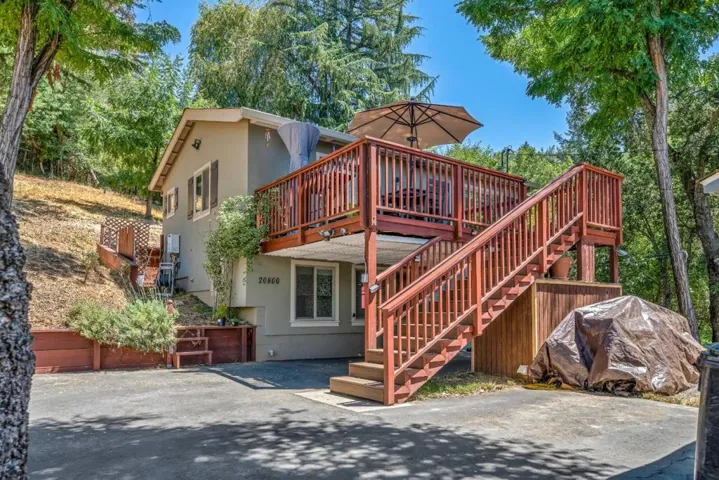 20800 Locust Drive, Los Gatos, California 95033