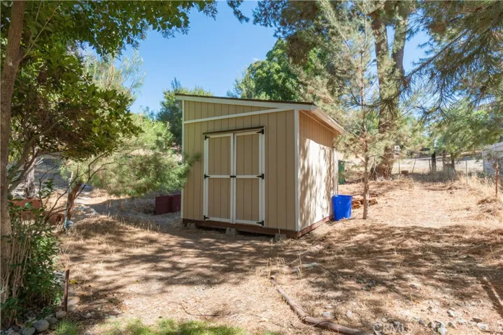 10 X 12 spacious garden shed.