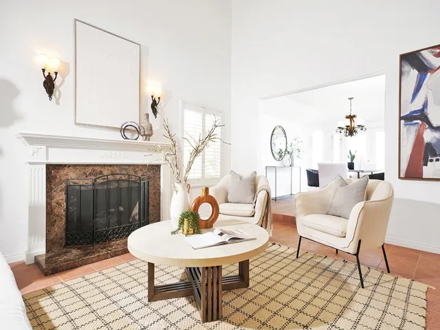 2 fireplaces add warmth to the home!