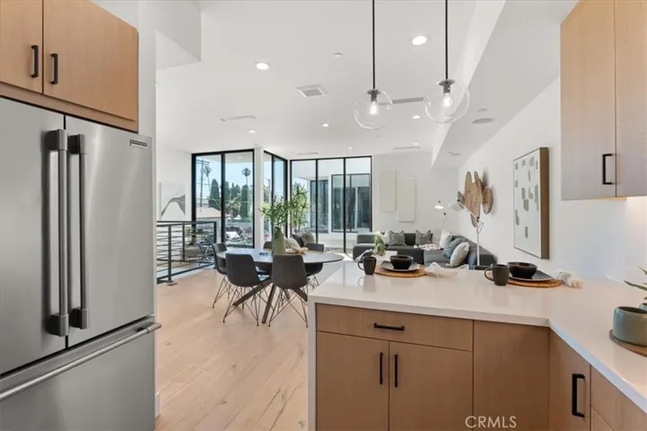 5747 N Canvas Court, North Hollywood, California 91601
