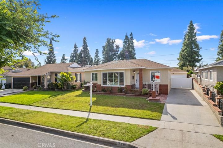 5329 Dunrobin Avenue, Lakewood, California 90713