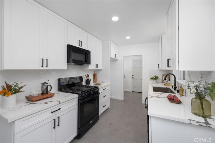 5329 Dunrobin Avenue, Lakewood, California 90713
