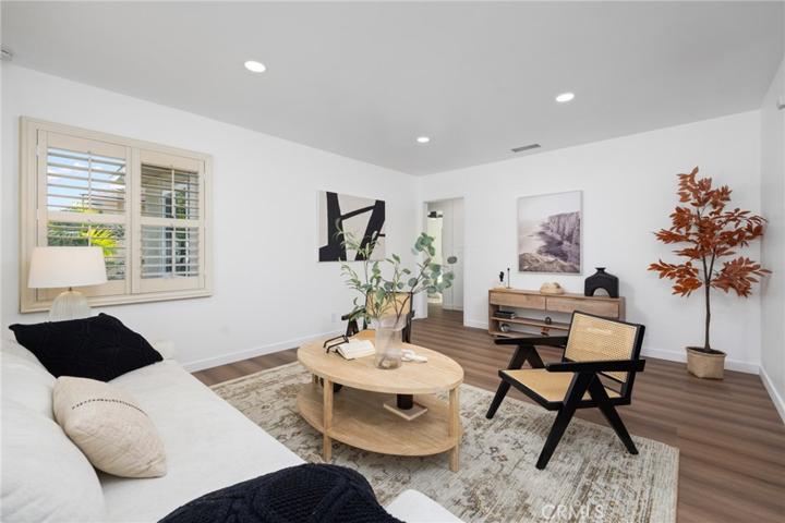5329 Dunrobin Avenue, Lakewood, California 90713
