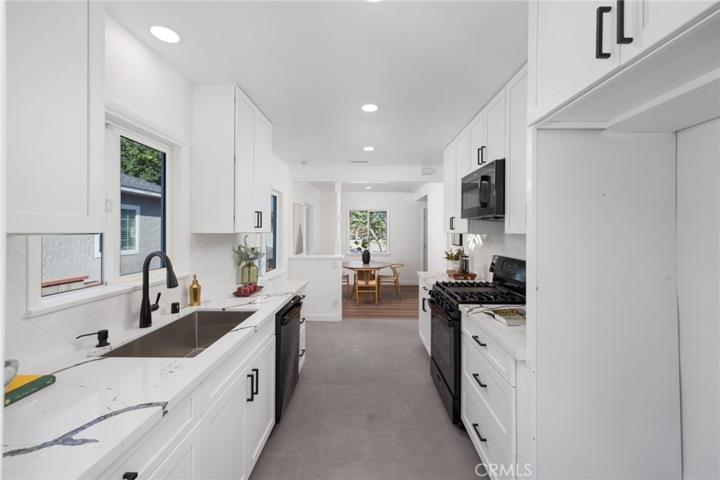 5329 Dunrobin Avenue, Lakewood, California 90713
