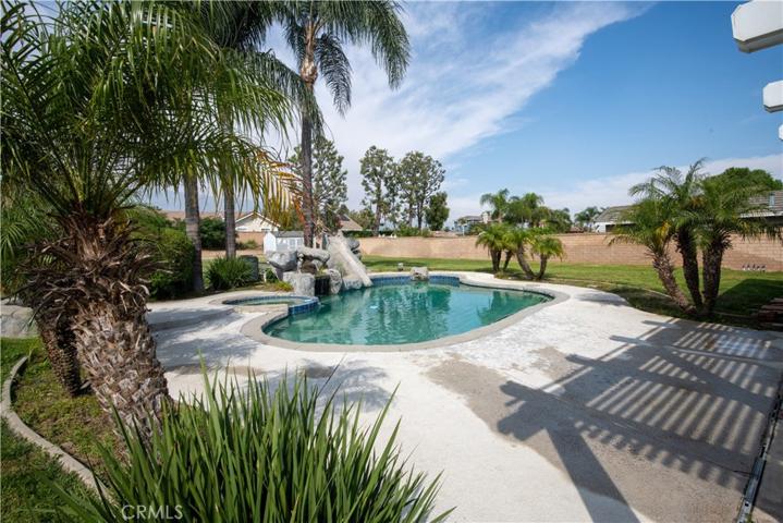 13548 Smokestone Street, Rancho Cucamonga, California 91739
