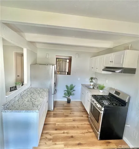 17451 Bromley Avenue, Lake Elsinore, California 92530