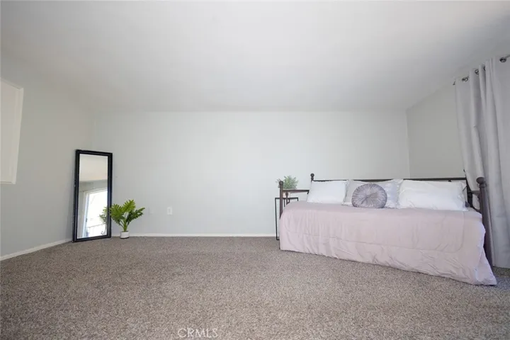 17451 Bromley Avenue, Lake Elsinore, California 92530