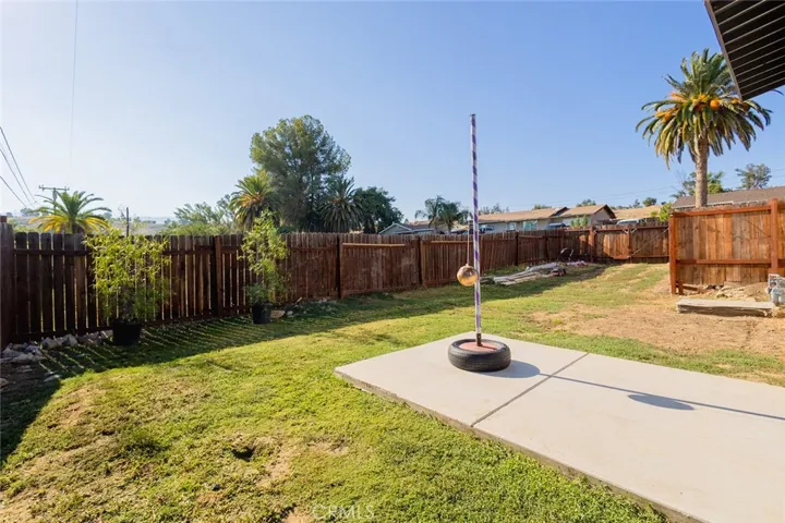 17451 Bromley Avenue, Lake Elsinore, California 92530