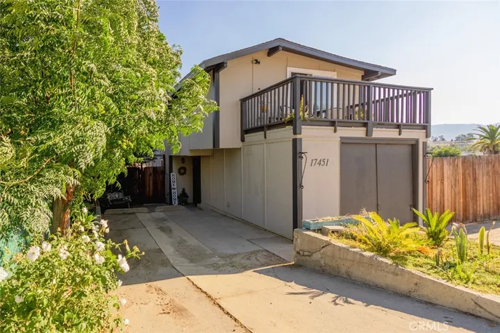 17451 Bromley Avenue, Lake Elsinore, California 92530