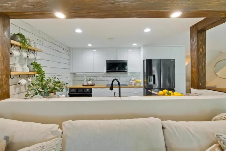 2197 Rock Street, Mountain View, California 94043