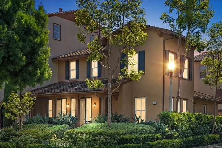 20 Seasons, Irvine, California 92603
