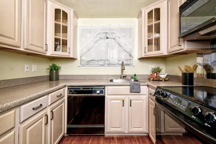 2201 Monroe Street Unit 608, Santa Clara, California 95050