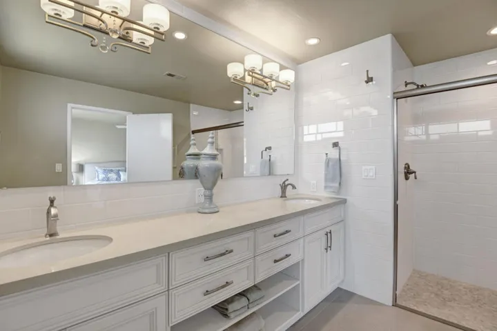 PRIMARY BATH SHOWER
